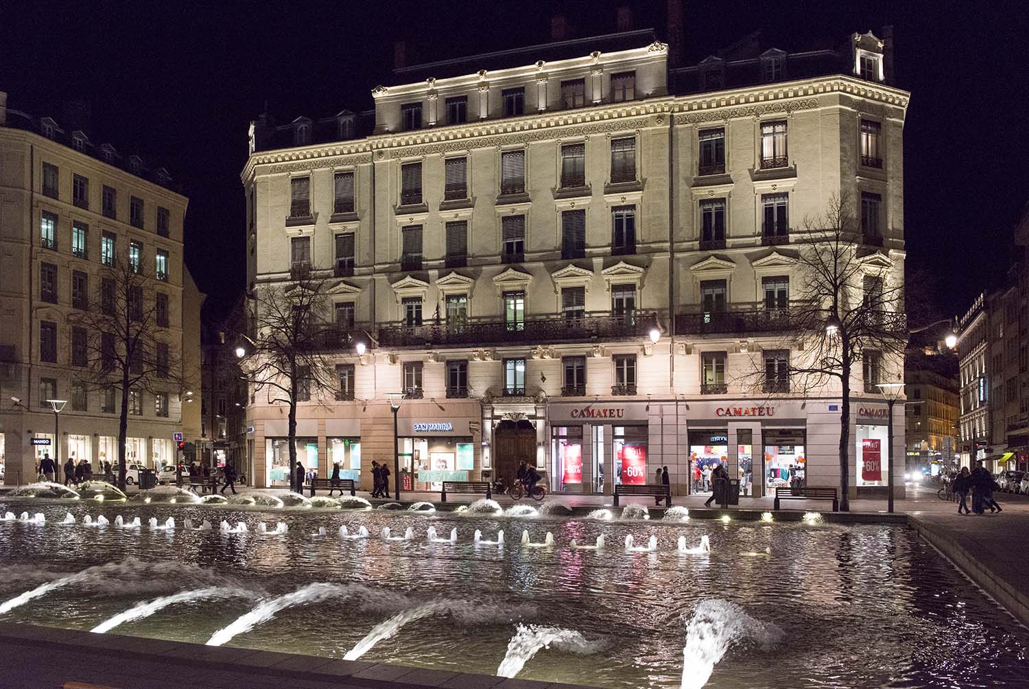 2015.Facade 44 place de la Republique ∏ Michel Djaoui (3)