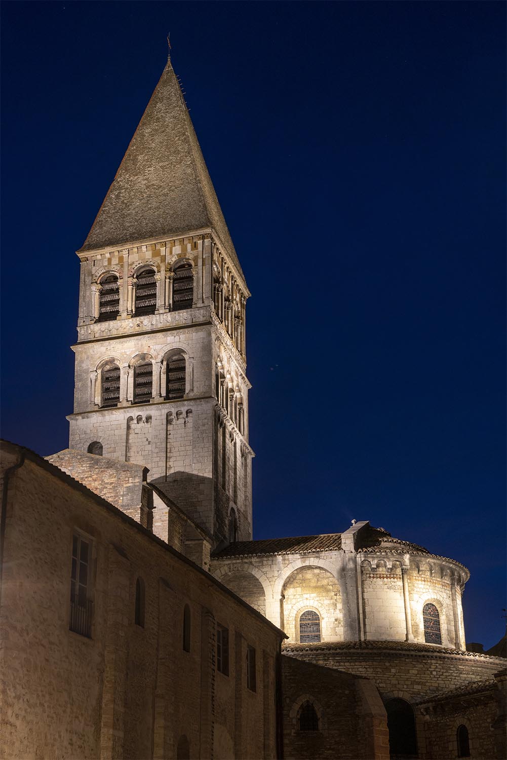 71 Tournus Abbaye Saint-Philibert_ Michel Djaoui-VS (11) copie