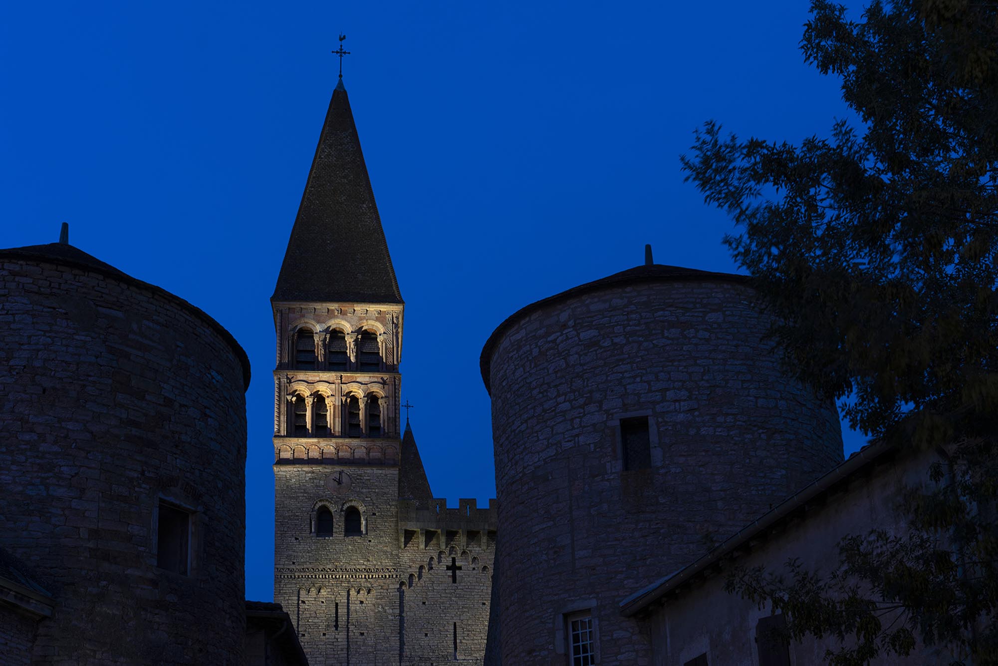 71 Tournus Abbaye Saint-Philibert_ Michel Djaoui-VS (6) copie