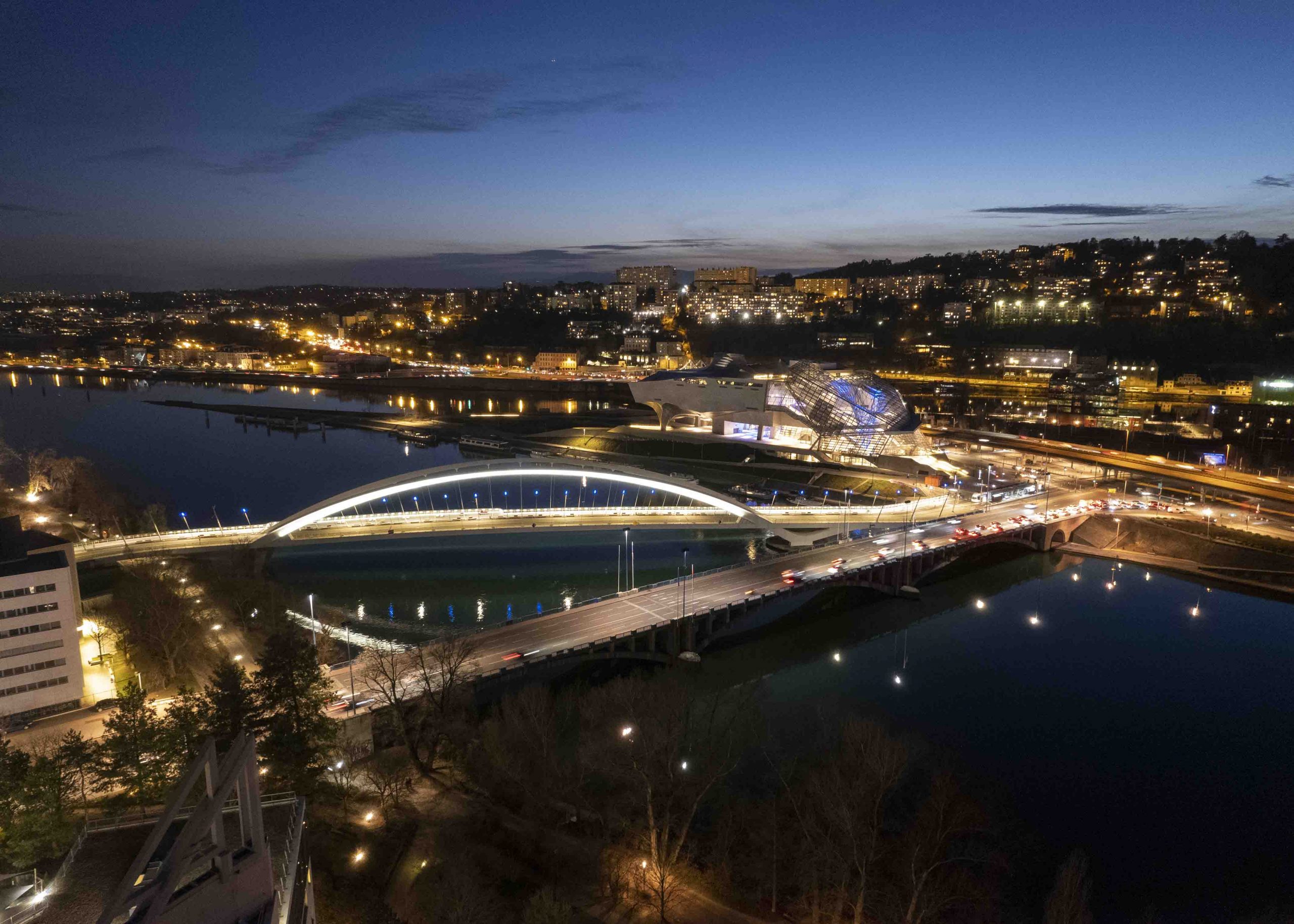 13-Lyon-Pont Raymond Barre et La Confluence © Michel Djaoui